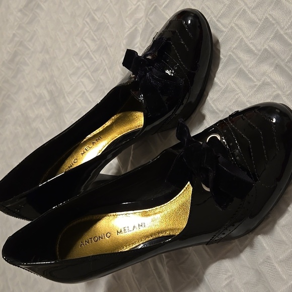 ANTONIO MELANI Shoes - Antonio Melani Black Patent Leather Heels